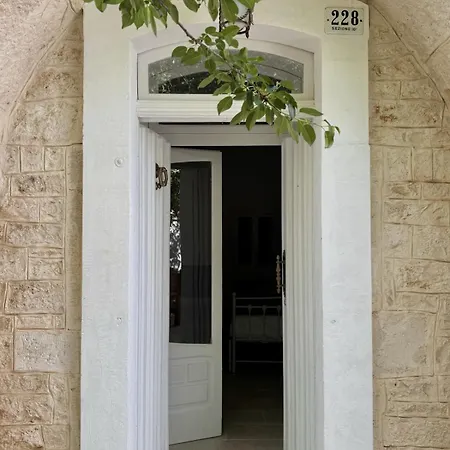 Trulli Donna Gina Tatil Evi *