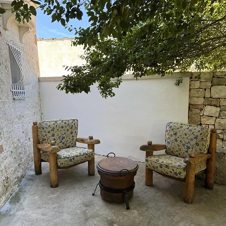 Trulli Donna Gina Tatil Evi *