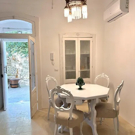 Trulli Donna Gina Tatil Evi